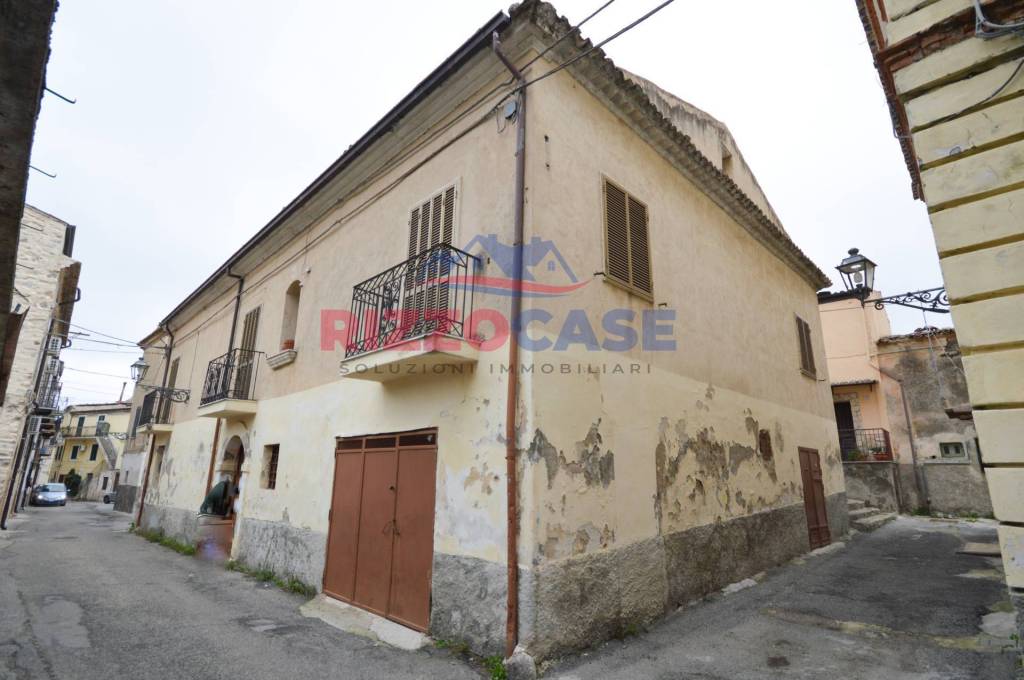 casa indipendente in vendita a Corigliano-Rossano in zona Rossano