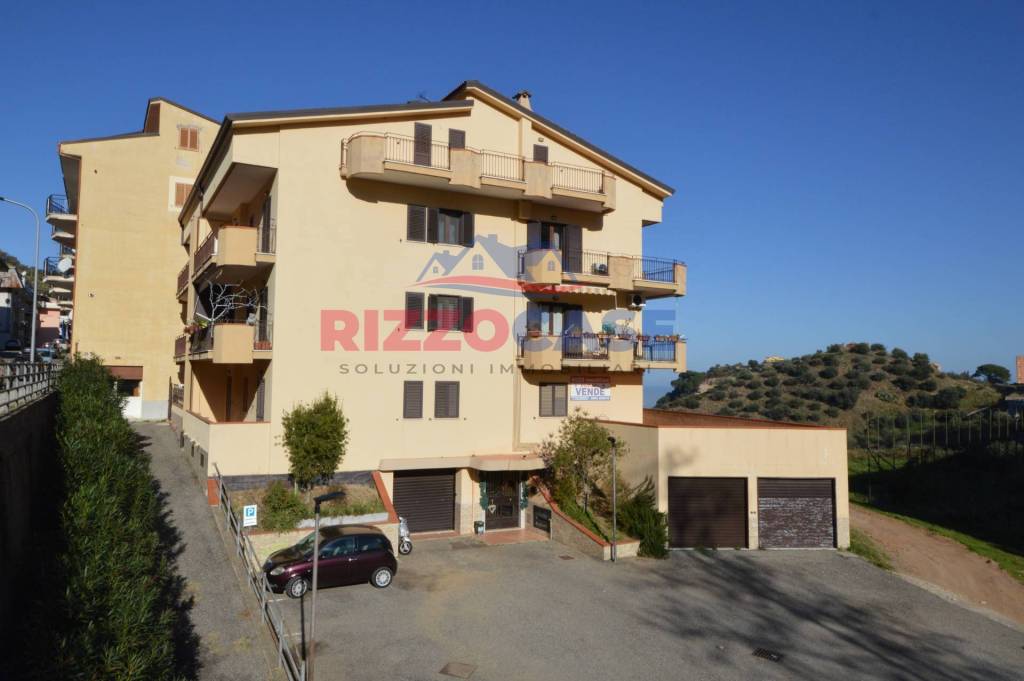 appartamento in vendita a Corigliano-Rossano in zona Rossano