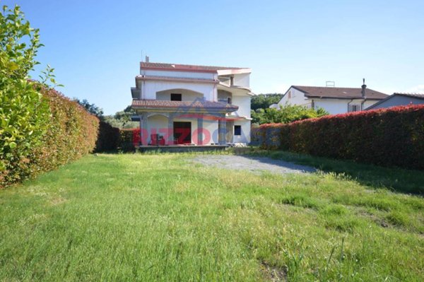 villa in vendita a Corigliano-Rossano in zona Rossano
