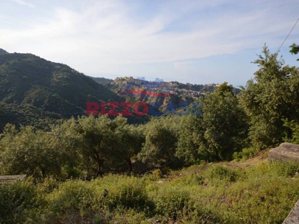 terreno agricolo in vendita a Corigliano-Rossano in zona Rossano