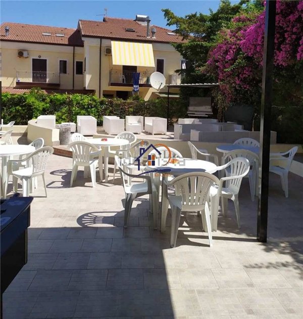 locale di sgombero in vendita a Corigliano-Rossano