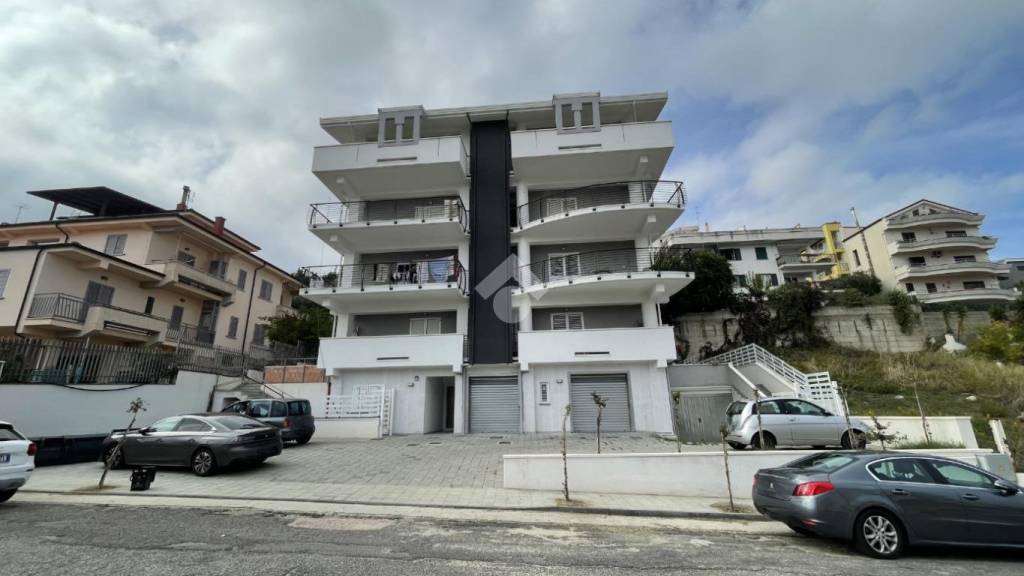 appartamento in vendita a Corigliano-Rossano in zona Rossano Stazione