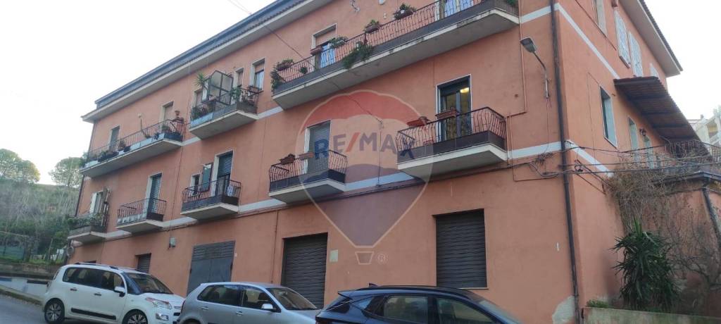 negozio in vendita a Corigliano-Rossano