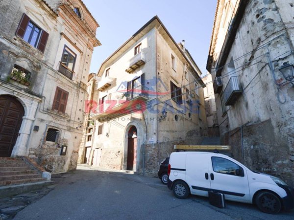 appartamento in vendita a Corigliano-Rossano in zona Rossano