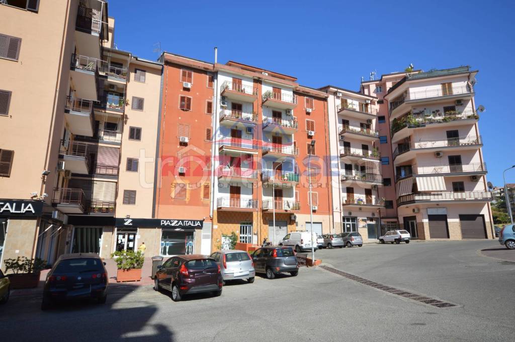 appartamento in vendita a Corigliano-Rossano in zona Rossano