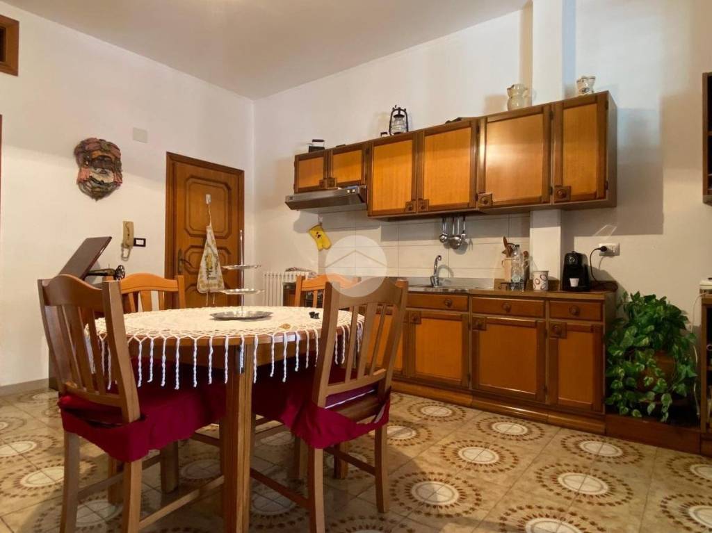 appartamento in vendita a Corigliano-Rossano in zona Rossano