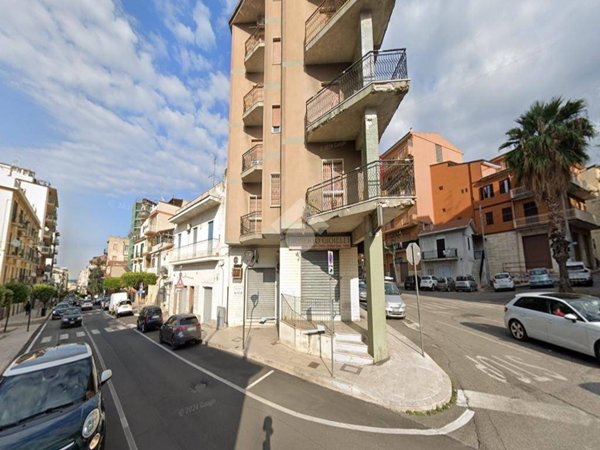 locale commerciale in vendita a Corigliano-Rossano in zona Rossano