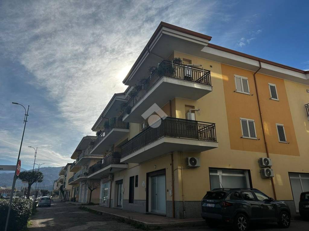 appartamento in vendita a Corigliano-Rossano