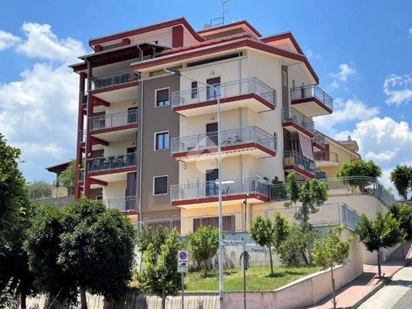 appartamento in vendita a Corigliano-Rossano in zona Rossano