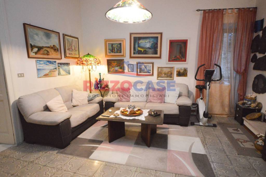 appartamento in vendita a Corigliano-Rossano in zona Rossano
