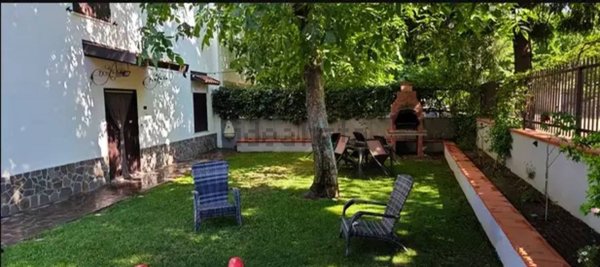 casa indipendente in vendita a Corigliano-Rossano in zona Piana Caruso