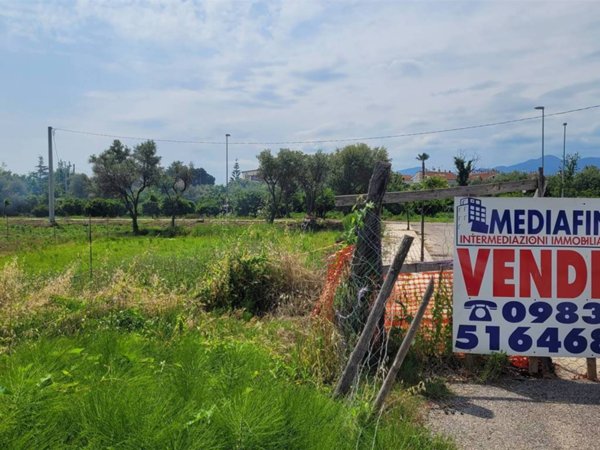 terreno agricolo in vendita a Corigliano-Rossano in zona Rossano