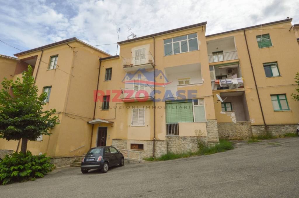 appartamento in vendita a Corigliano-Rossano in zona Rossano