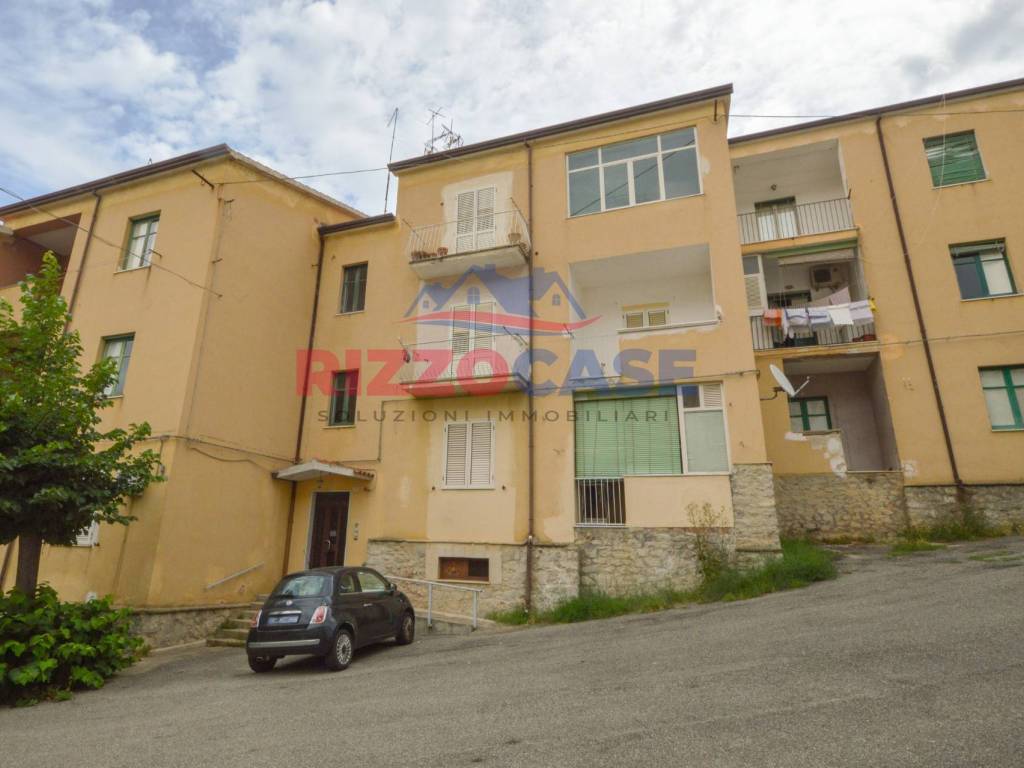 appartamento in vendita a Corigliano-Rossano in zona Rossano
