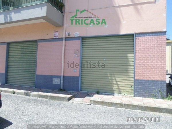 locale commerciale in vendita a Corigliano-Rossano