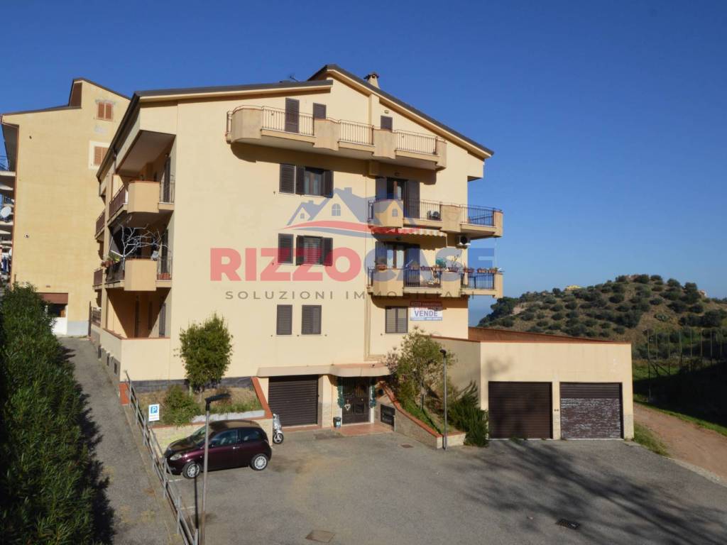 appartamento in vendita a Corigliano-Rossano in zona Rossano