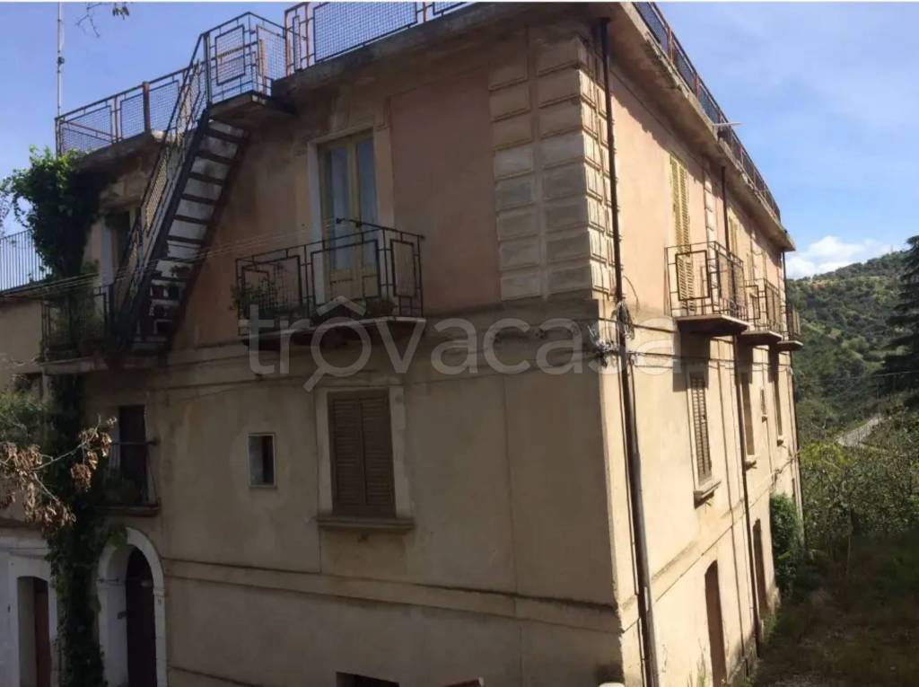 casa indipendente in vendita a Corigliano-Rossano in zona Corigliano Calabro
