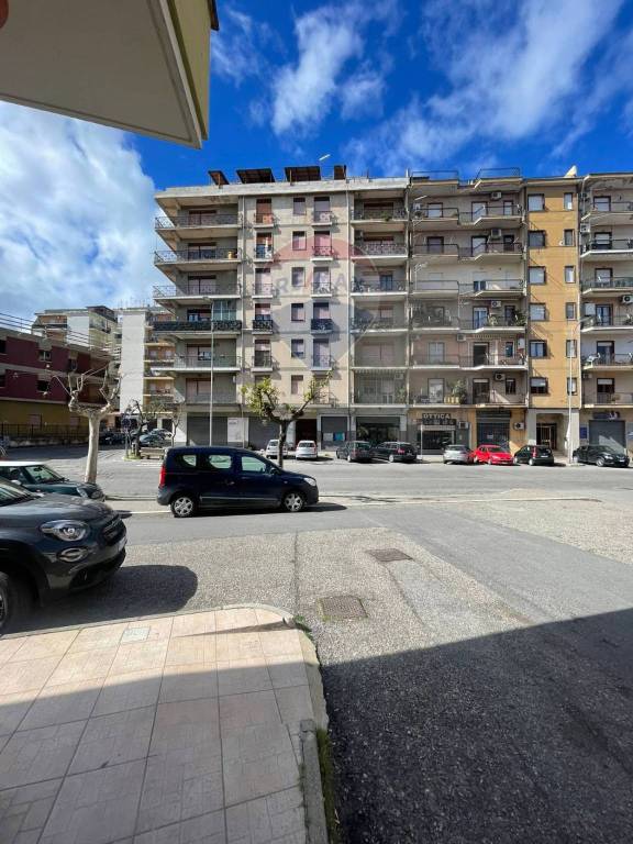 appartamento in vendita a Corigliano-Rossano in zona Corigliano Calabro