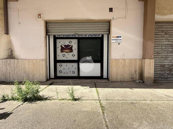 locale commerciale in vendita a Corigliano-Rossano