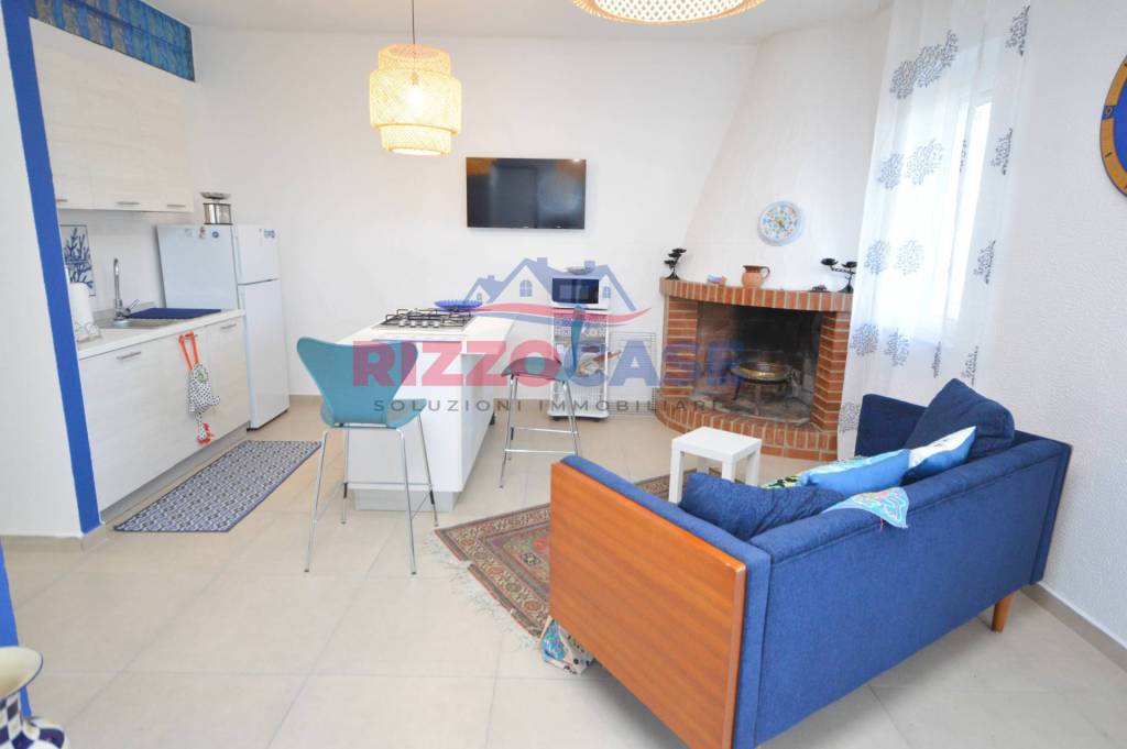 casa indipendente in vendita a Corigliano-Rossano in zona Rossano