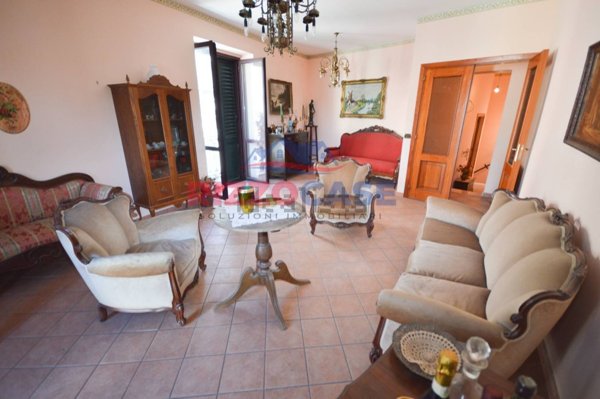 appartamento in vendita a Corigliano-Rossano in zona Rossano