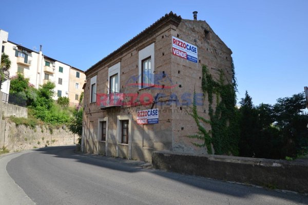 casa indipendente in vendita a Corigliano-Rossano in zona Rossano