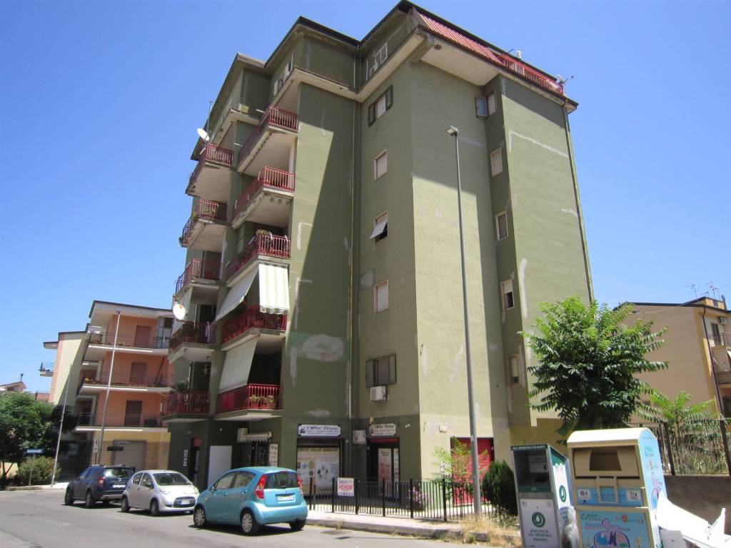 appartamento in vendita a Corigliano-Rossano in zona Rossano
