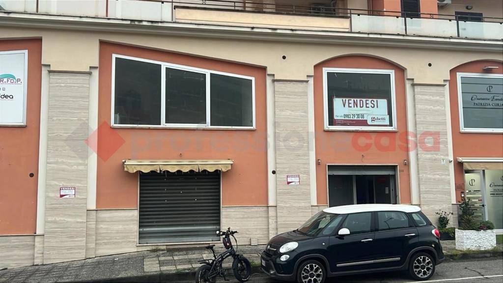 negozio in vendita a Corigliano-Rossano