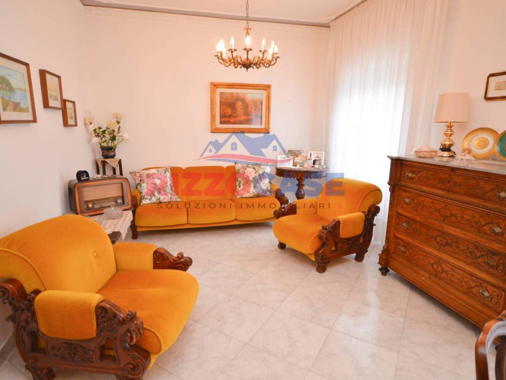 appartamento in vendita a Corigliano-Rossano in zona Rossano
