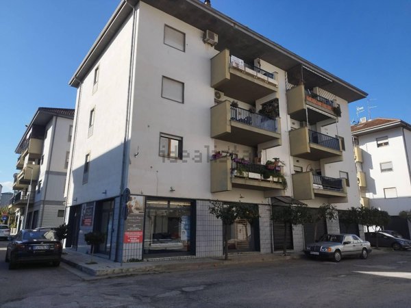 appartamento in vendita a Corigliano-Rossano in zona Corigliano Calabro
