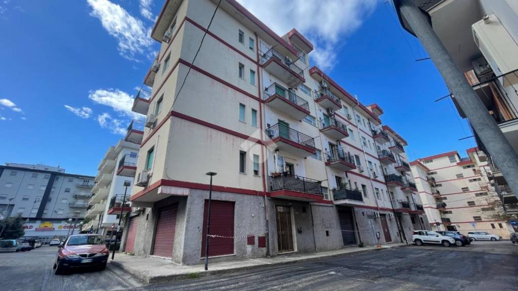appartamento in vendita a Corigliano-Rossano in zona Rossano