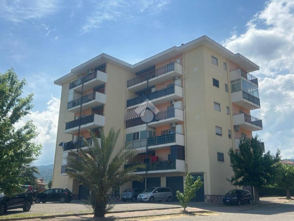 appartamento in vendita a Corigliano-Rossano