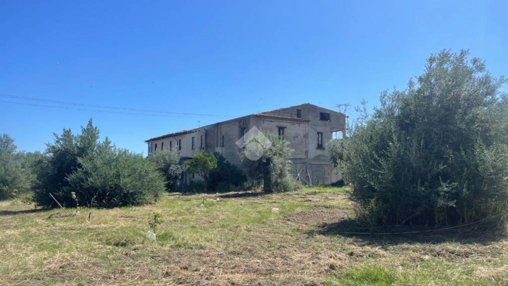 casa indipendente in vendita a Corigliano-Rossano in zona Rossano
