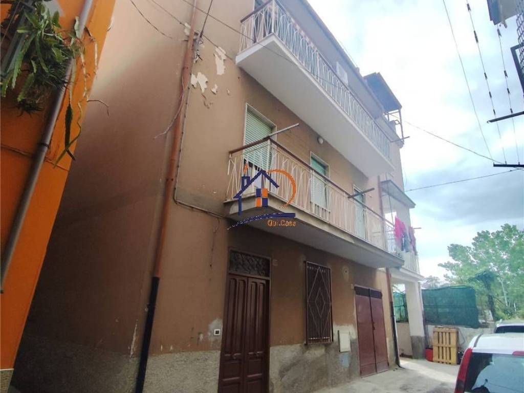 appartamento in vendita a Corigliano-Rossano in zona Rossano Stazione