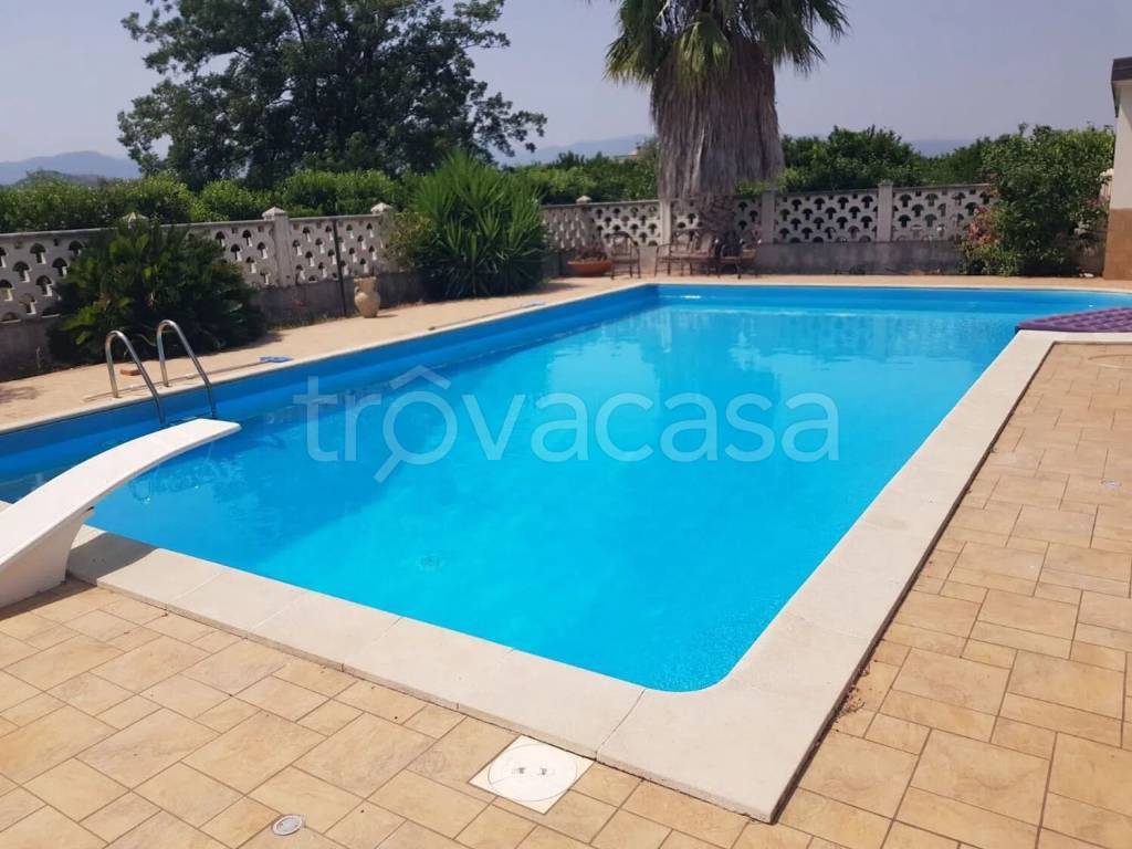 casa indipendente in vendita a Corigliano-Rossano