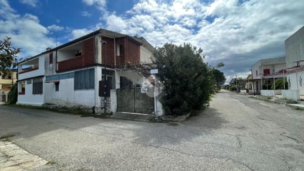 appartamento in vendita a Corigliano-Rossano in zona Rossano