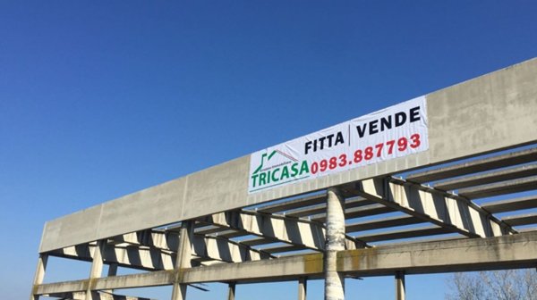 capannone in vendita a Corigliano-Rossano