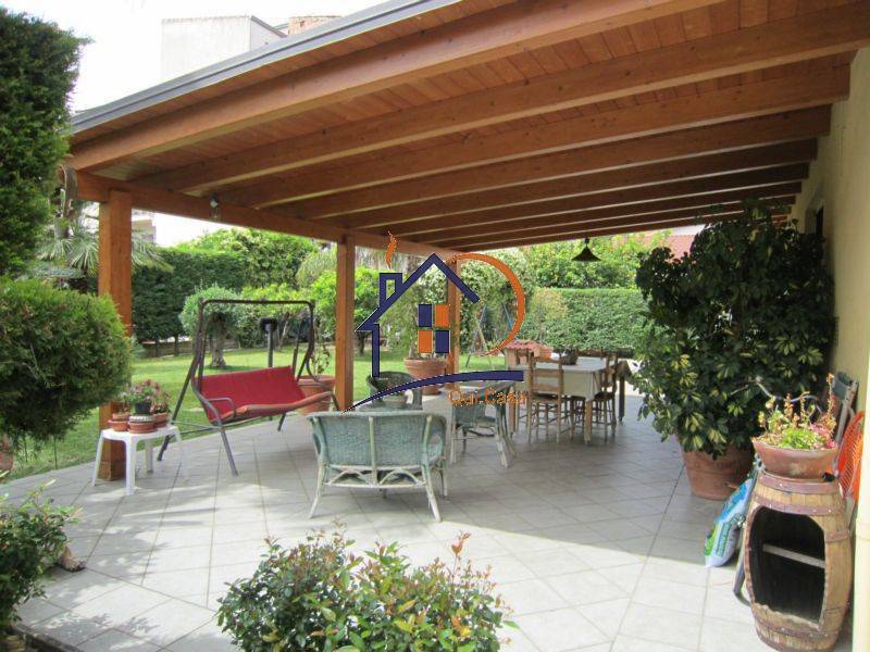 casa indipendente in vendita a Corigliano-Rossano