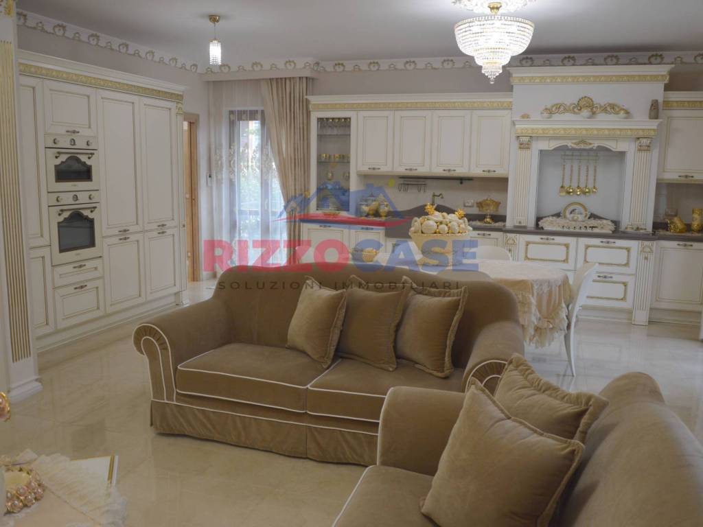 appartamento in vendita a Corigliano-Rossano in zona Rossano