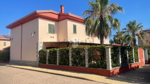 appartamento in vendita a Corigliano-Rossano in zona Rossano