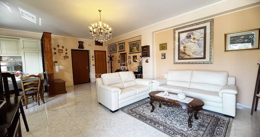 appartamento in vendita a Corigliano-Rossano in zona Rossano