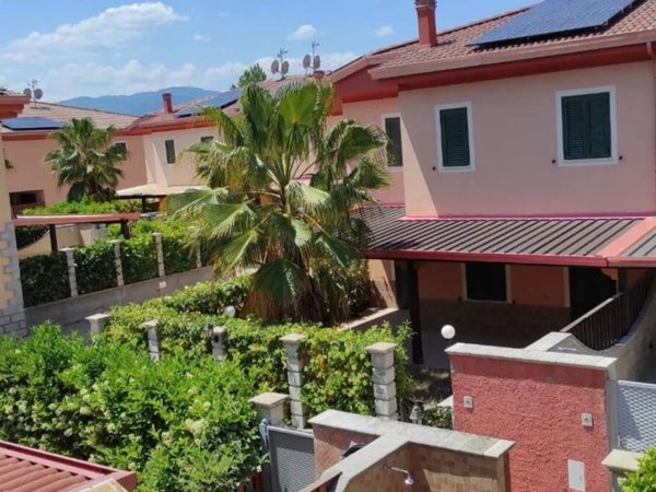 casa indipendente in vendita a Corigliano-Rossano