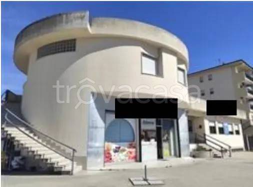 negozio in vendita a Corigliano-Rossano