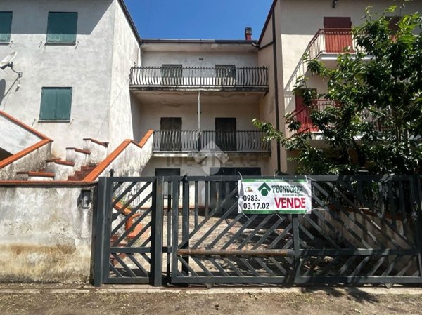 casa indipendente in vendita a Corigliano-Rossano