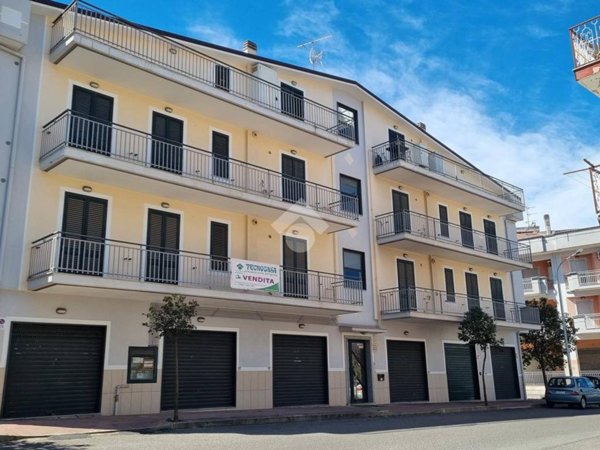 appartamento in vendita a Corigliano-Rossano in zona Rossano Stazione