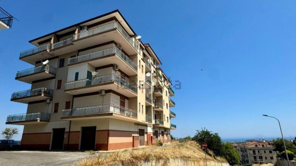 appartamento in vendita a Corigliano-Rossano in zona Rossano