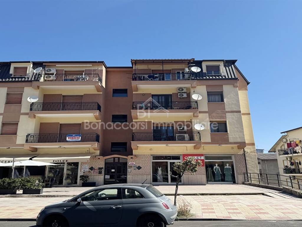 appartamento in vendita a Corigliano-Rossano in zona Rossano Stazione