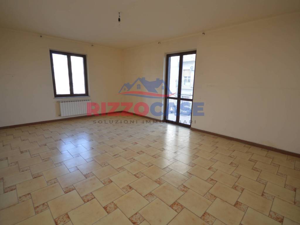appartamento in vendita a Corigliano-Rossano in zona Rossano Stazione