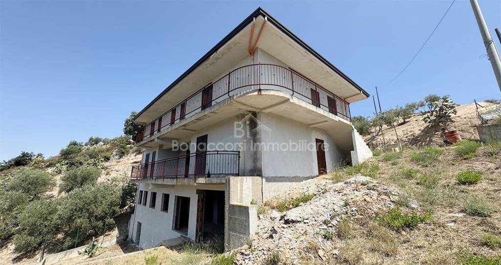 casa indipendente in vendita a Corigliano-Rossano in zona Rossano