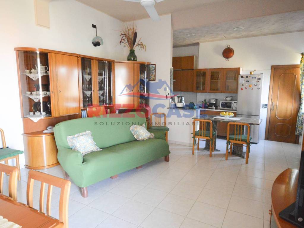 appartamento in vendita a Corigliano-Rossano in zona Rossano